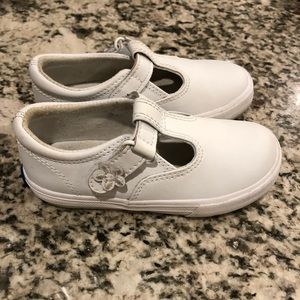 Very good condition Mary Jane Keds-white 8w